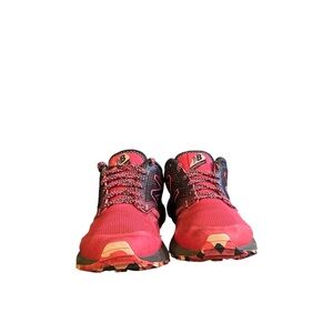 New Balance WT690 Trail Running Shoes Women’s Size 7 Red Black Athletic Sneaker